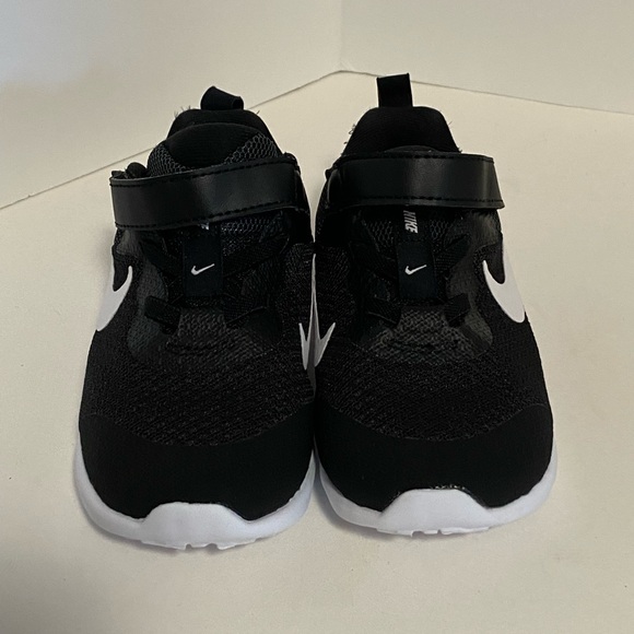 Nike Revolution 6 Good Condition Toddler 8C - Picture 1 of 14